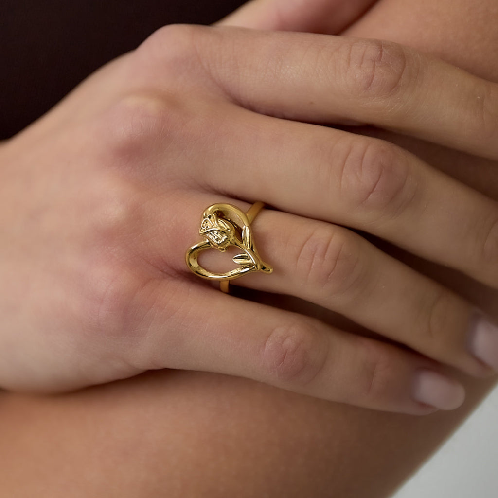 Ring met hart en roos